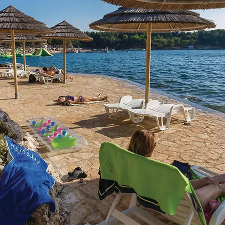 Appartement Two-bedroom In Cervar Porat Poreč